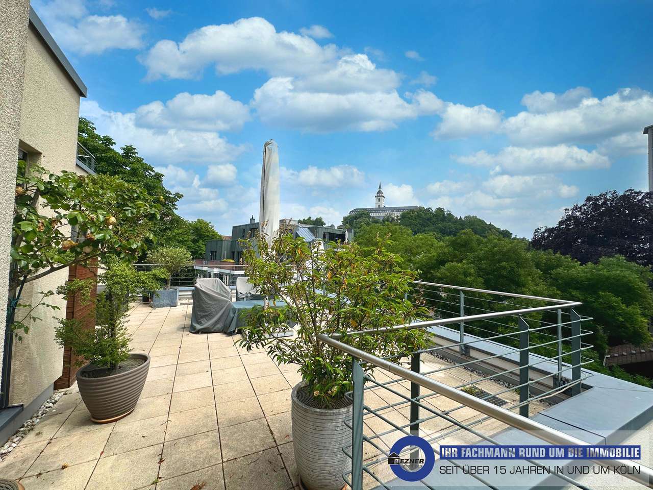 TRAUM - TERRASSENMAISONETTE: Flexibel durch 2 EINGÄNGE – wandelbar für alle LEBENSSITUATIONEN TRAUM - TERRASSENMAISONETTE: Flexibel durch 2 EINGÄNGE – wandelbar für alle LEBENSSITUATIONEN